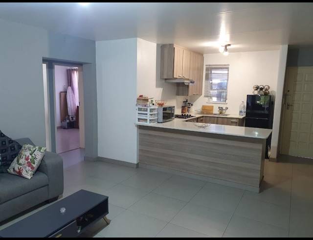 2 BEDROOM PROPERTY TO RENT IN BEDFORD GARDENS